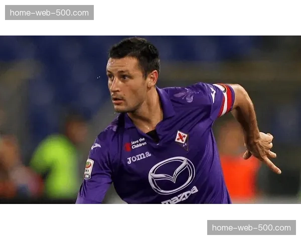 拉杜门将位置表现稳健 塞尔塔防守端整体组织相对严密